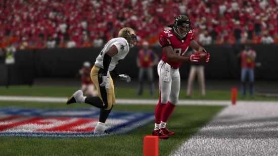 Madden NFL 23 Crossplay between PS4